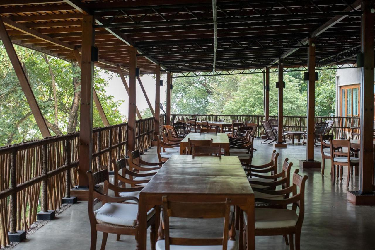 Birds Park Polgahawela Hotel Wadakada Exterior photo