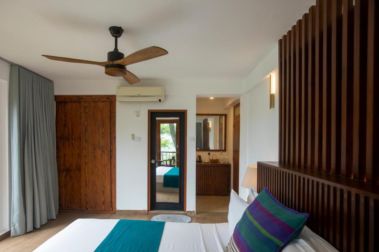 Birds Park Polgahawela Hotel Wadakada Exterior photo