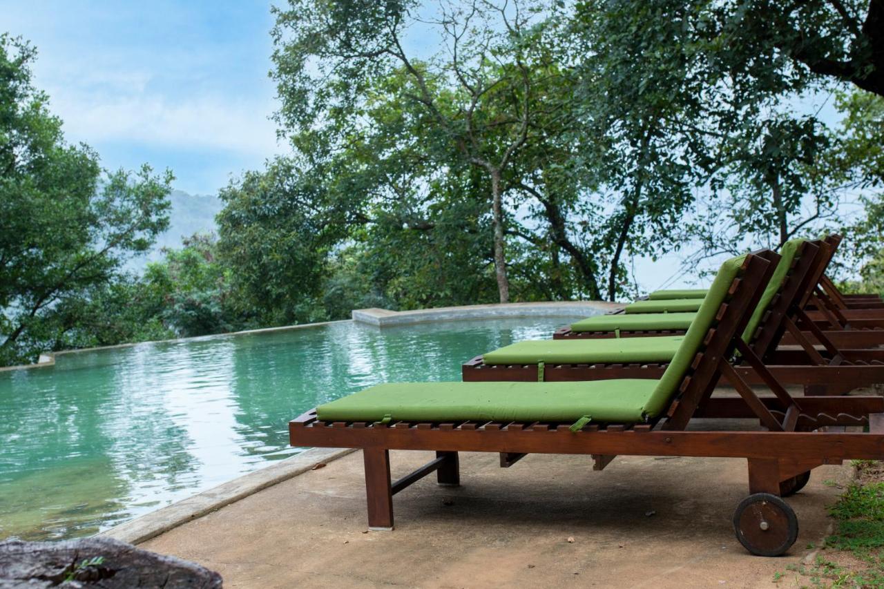 Birds Park Polgahawela Hotel Wadakada Exterior photo